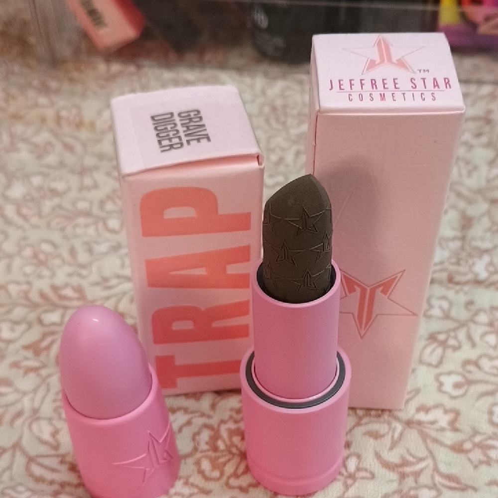 Jeffree Star Grave Digger Lipstick - Bold Gray